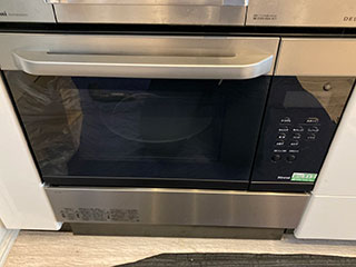 2021年4月28日、横浜市神奈川区にお住まいのH様宅のオーブンをリンナイ「S15シリーズ」RSR-S15E-STに交換させていただきました。